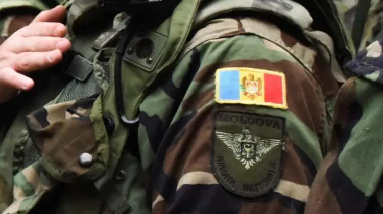 Militarii se vor pensiona mai târziu. Noile reguli vor fi aplicate treptat până în 2036