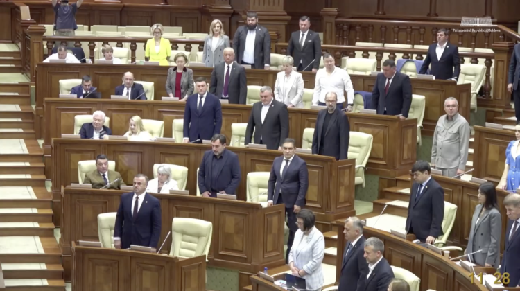 STOP CADRU Comuniștii au boicotat în Parlament minutul de reculegere dedicat victimelor deportărilor staliniste
