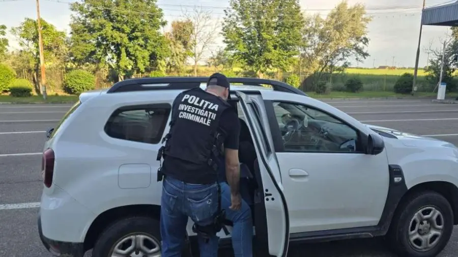 Un moldovean urmărit internațional pentru trafic de droguri, reținut la Albița. Riscă ani grei de închisoare