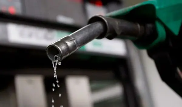 Motorina se ieftinește: Cât vor costa carburanții la pompă pe 2 octombrie