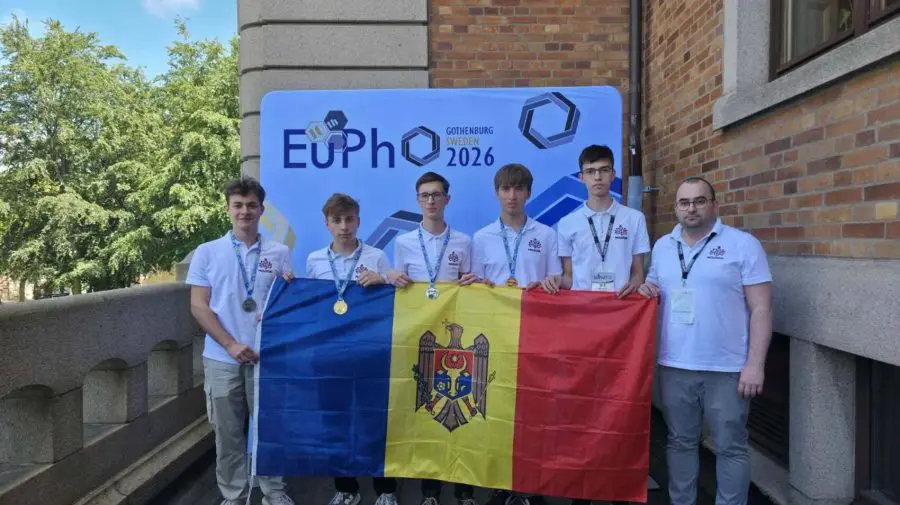 Elevii din Moldova au cucerit patru medalii la Olimpiada Europeană de Fizică din Suedia