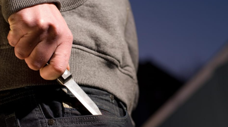Crimă în urma unui conflict familial în Capitală: Un tânăr l-a ucis pe concubinul mamei sale