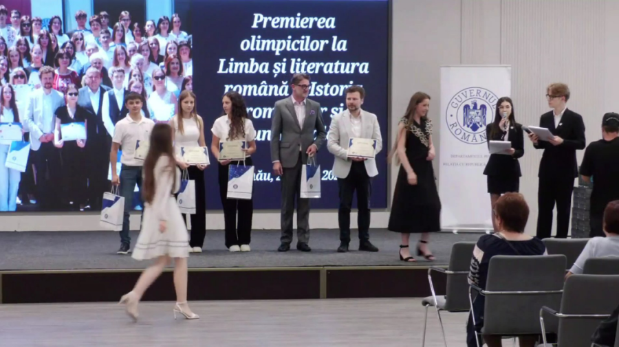 VIDEO Distincții oferite de DRRM pentru elevii olimpici la română și istorie