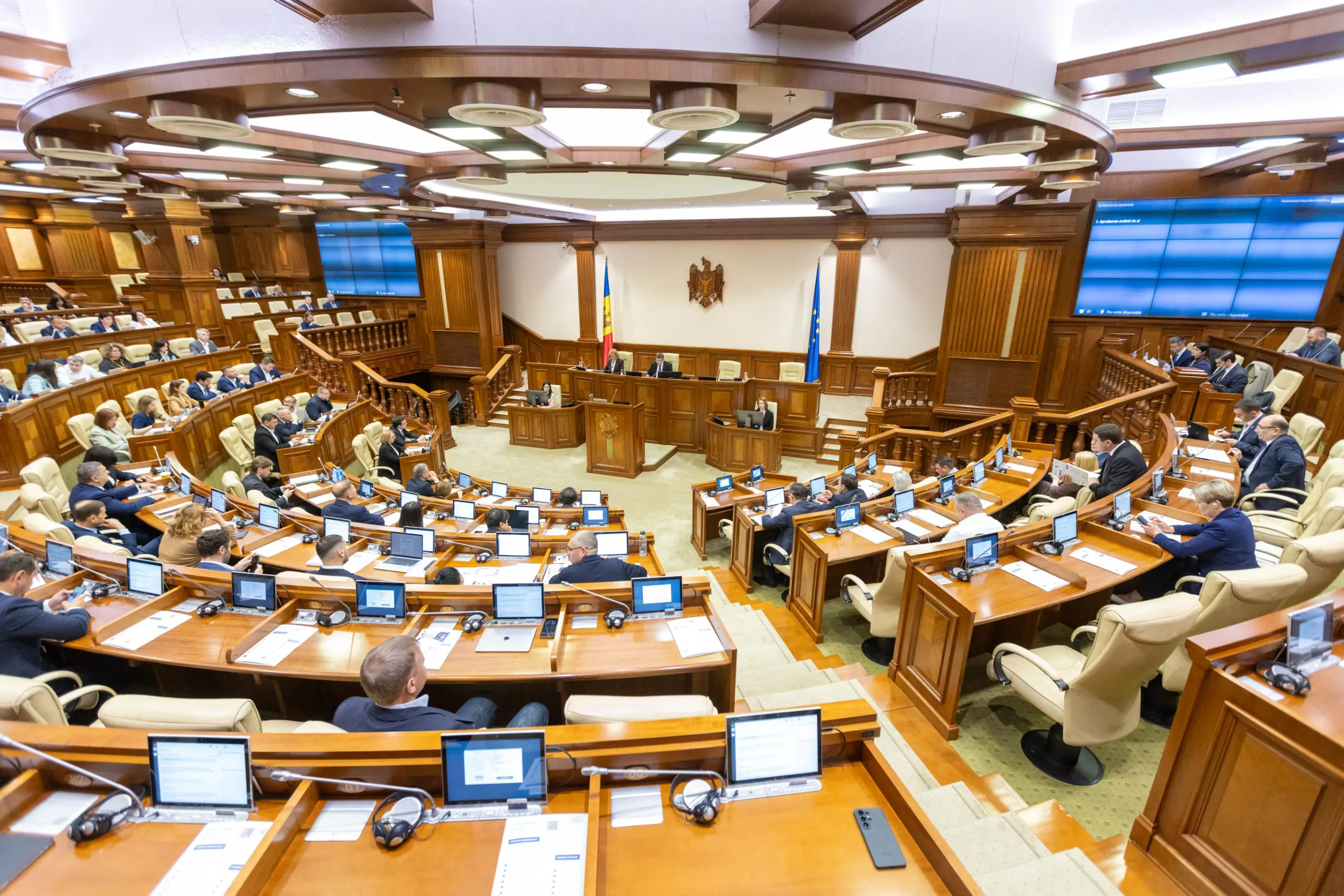 Reformarea direcțiilor de învățământ, aprobată de Parlament. Cum vor funcționa Agențiile Teritoriale de Educație