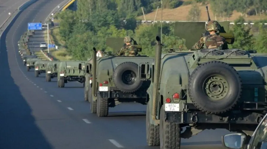 Tehnică militară pe drumurile din centrul și sudul țării: Ministerul Apărării anunță deplasări planificate