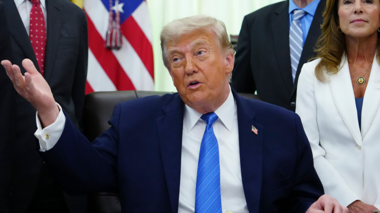Ormuzul se redeschide: Trump anunță reluarea traficului maritim