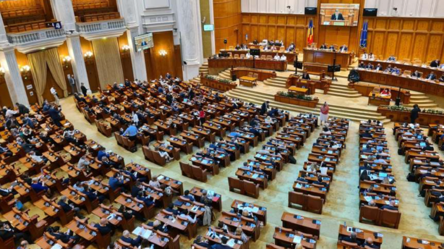 Camera Deputaților de la București a votat unirea României cu Republica Moldova. Ce urmează
