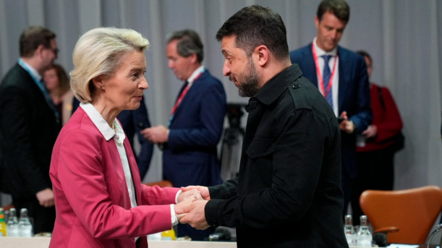 O discuție privată cu Zelenski a declanșat o anchetă. Ce i se reproșează Ursulei von der Leyen