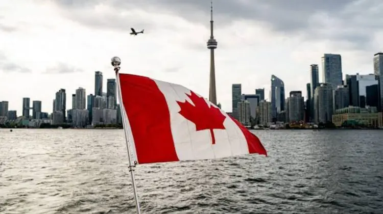 Canada vrea să anunţe la summitul NATO înființarea unei bănci globale de apărare. 10 țări europene o susțin