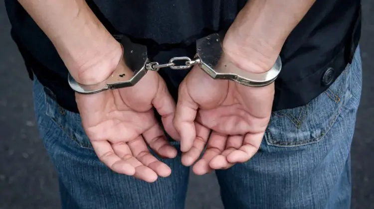 Sentință după 30 de ani: Bărbat condamnat la 12 ani de închisoare pentru omorul unei adolescente