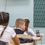 Programul prelungit în școlile din Chișinău continuă din 1 septembrie. Ce trebuie să știe părinții