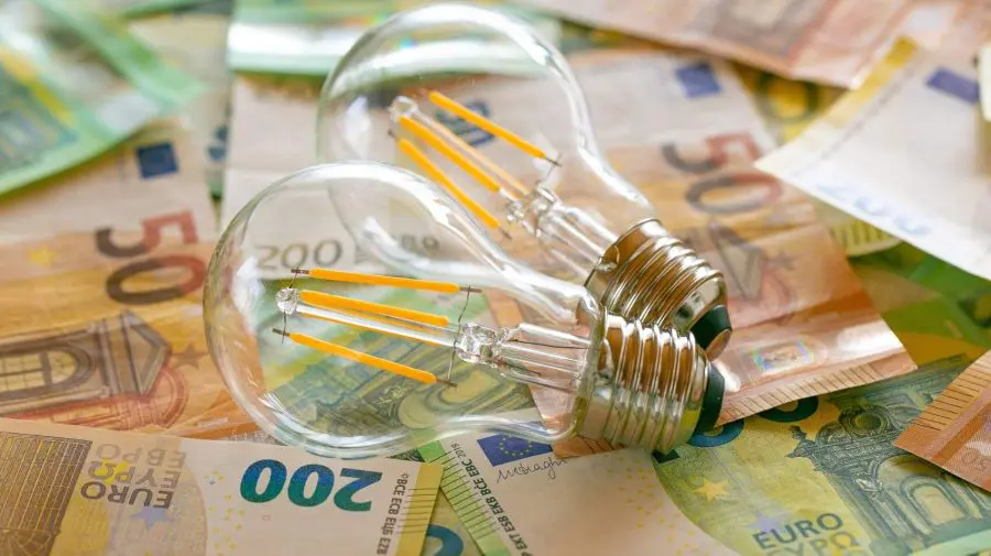 Moldova a achiziționat energie mai scumpă în luna iunie: Tariful a crescut cu 10% comparativ cu luna mai