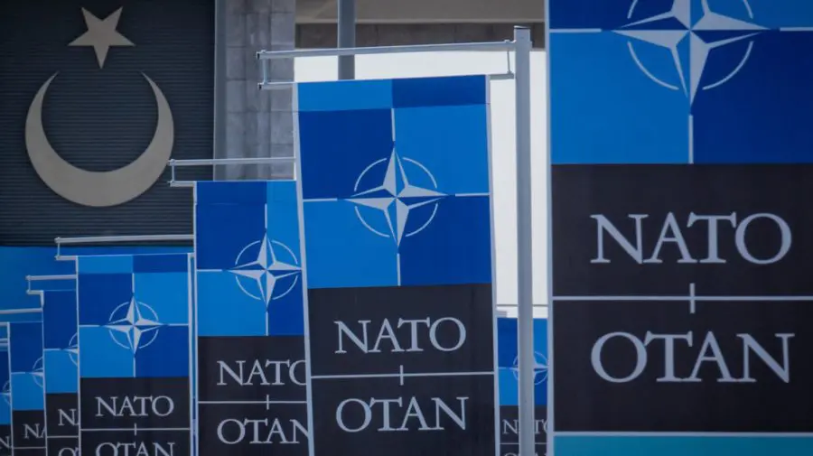 Experții NATO avertizează: Un armistițiu în Ucraina ar putea crește riscul pentru flancul estic al Alianței