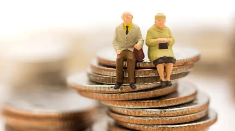 Guvernul nu ia în calcul majorarea vârstei de pensionare. Ce spune ministra Muncii?