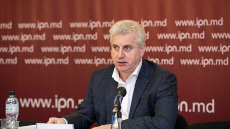 Un politician îi cere Maiei Sandu să propună Parlamentului reducerea pragului electoral (VIDEO)