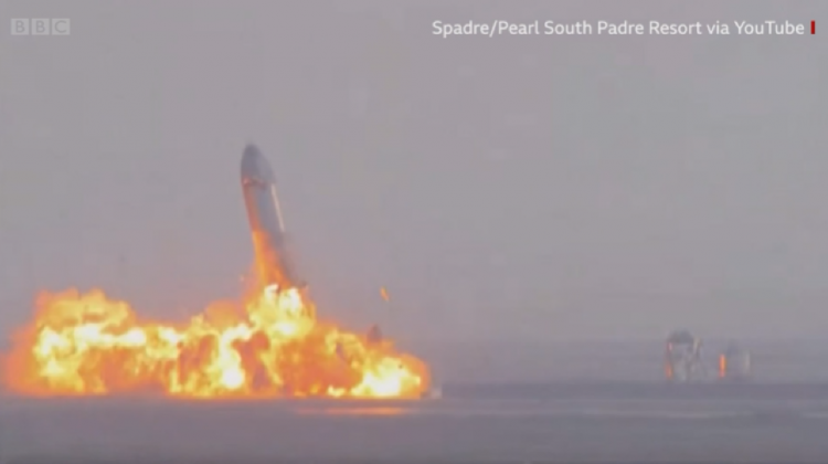 (VIDEO) SpaceX: Nava lui Elon Musk aterizează în siguranță, urmează aplauze pentru succese… apoi explodează