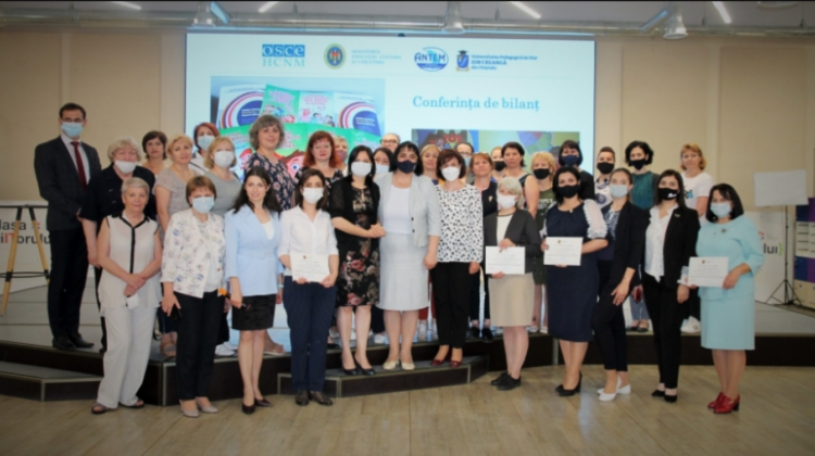 Îmbunătățirea condițiilor de studiere a limbii române, în școlile cu predare în limbile minorităților naționale