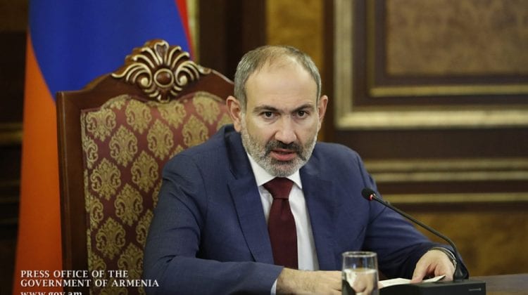 Premierul Armeniei a demisionat, înainte de alegerile legislative anticipate din vară