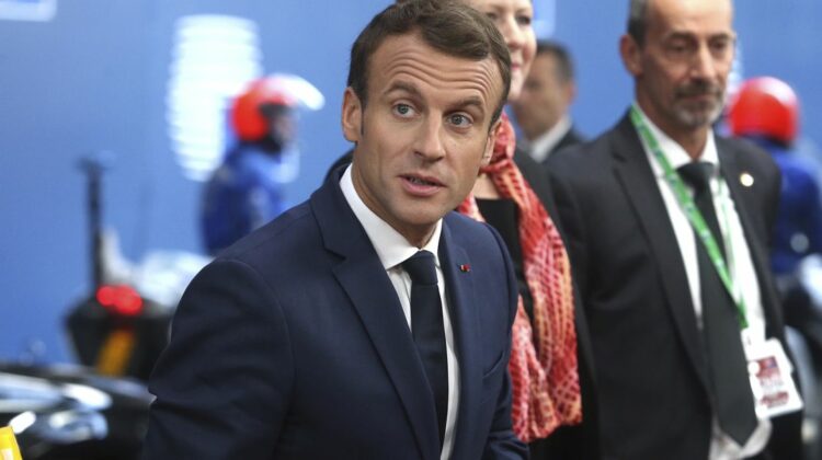(VIDEO) Bărbatul care l-a pălmuit pe președintele Franței, pedepsit. Cum anume