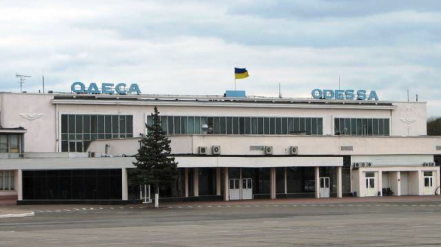 Fără Zelenski la parada militară de la Chișinău? Aeronava acestuia s-a întors în Odesa din cauza ceții