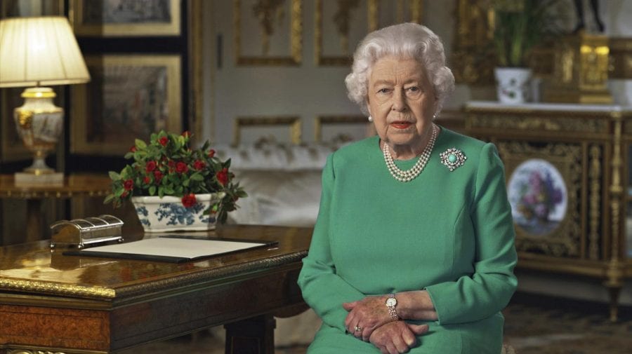 VIDEO Regina Elisabeta a II-a a ajuns sub supraveghere medicală. Medicii sunt îngrijorați de starea ei de sănătate