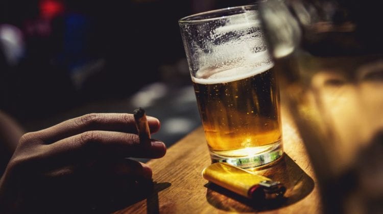 Timbrul de consum pentru alcool și tutun va fi obligatoriu. De când intră în vigoare măsura