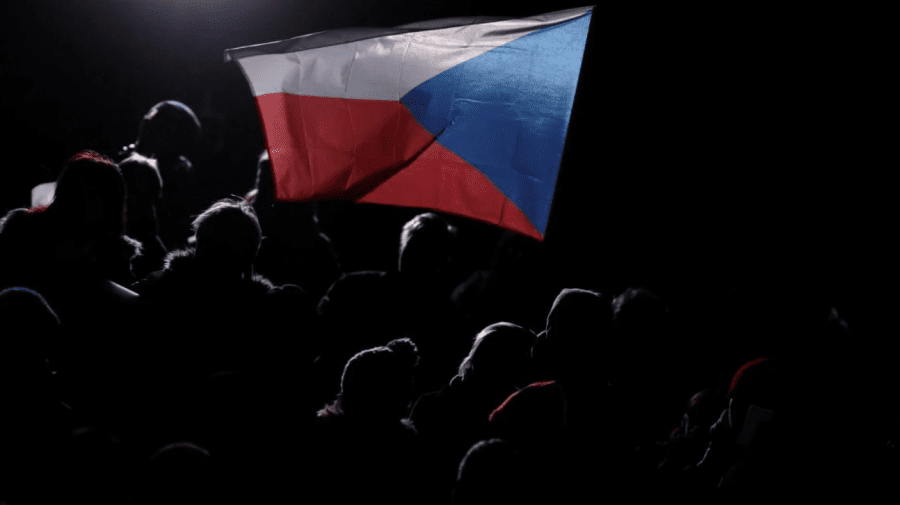EUObserver: Expulzarea spionilor nu va salva Europa Centrală de Rusia