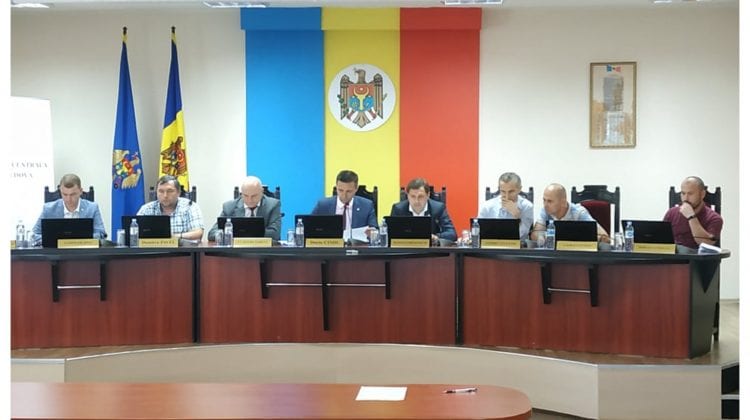 Un partid din Moldova „se scaldă” în donații în această campanie electorală! Ultimatumul impus de CEC