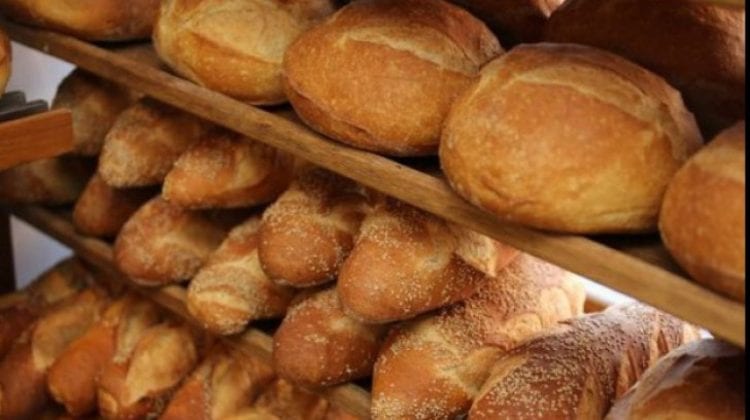 Pâinea noastră cea de toate zilele a început să se scumpească. PAS îi acuză pe socialiști: Dodon ar coordona procesul