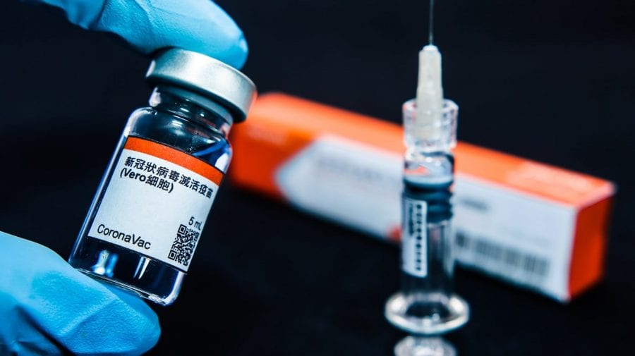 Cum explică autoritățile procurarea vaccinului chinez la suprapreț, mai scump și ca AstraZeneca