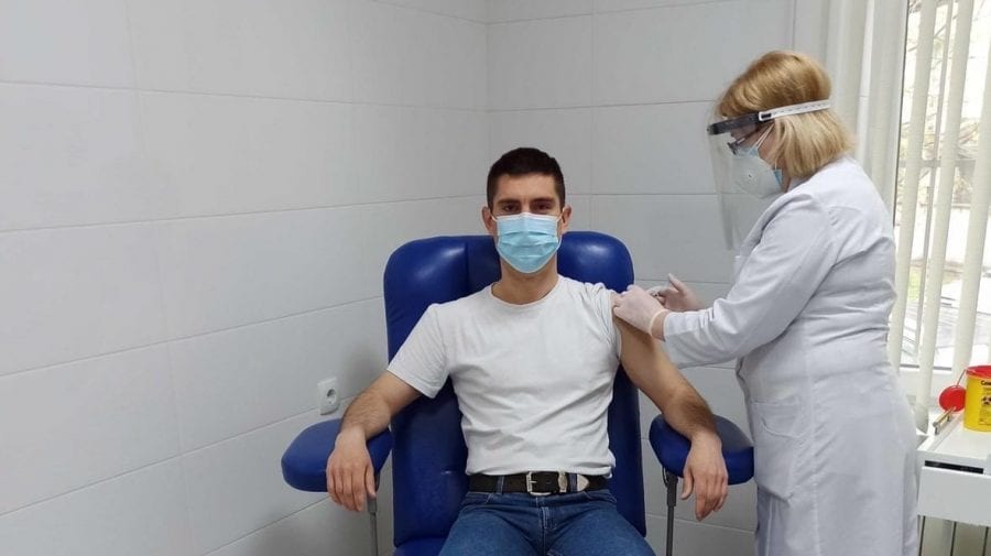 Și deputatul Mihai Popșoi s-a imunizat anti-COVID. Serul administrat – AstraZeneca