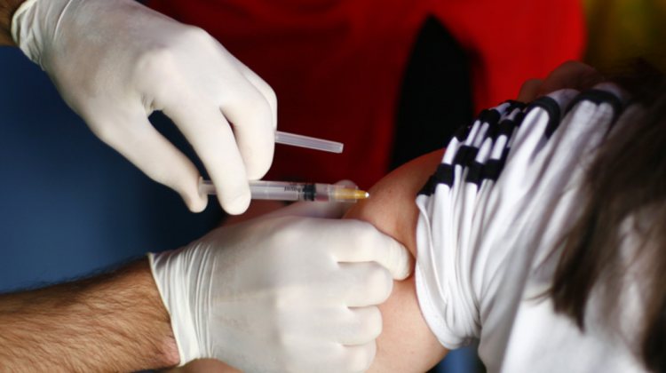 Peste 95 de mii de chișinăuieni au fost vaccinați anti-COVID în trei luni! Câți au fost la rapel
