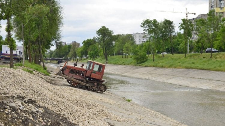 Gata cu inundațiile pe strada Albișoara? CMC a avizat un proiect care prevede reabilitarea râului Bâc