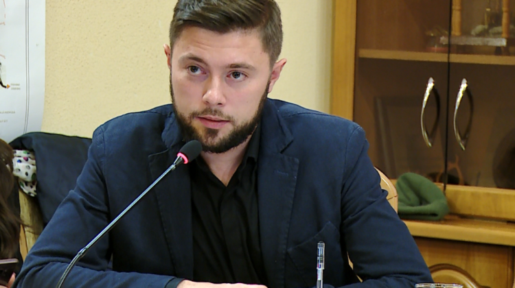 Victor Bunescu, consilier venit la primarie în echipa lui Chironda, nu se mai asociază cu Partidul „Forța Nouă”
