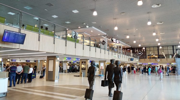 Alerta cu bombă de la Aeroportul Internațional Chișinău a fost FALSĂ! Oamenii legii caută răufăcătorul