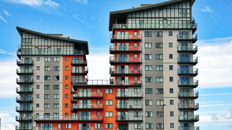 ANALIZĂ Moldovenii trebuie să lucreze 9,5 ani pentru a putea procura un apartament de 70 de metri pătrați