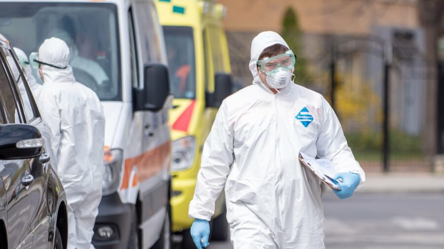 Explozie de cazuri noi de coronavirus. În 24 de ore – 141 de cazuri și trei decese