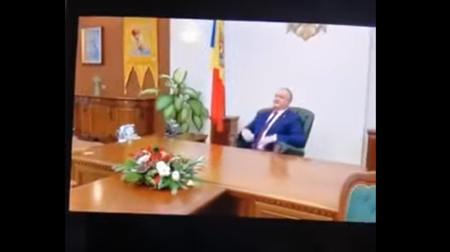 VIDEO Dodon se bucură ca un copil când s-a așezat prima dată în fotoliul de președinte: Moment istoric! Cum îmi șade?