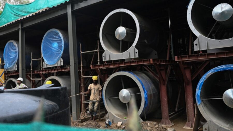 India construieşte ventilatoare uriaşe pentru ameliorarea aerul, dar le va alimenta prin arderea de cărbune
