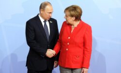 Merkel: Invazia Rusiei în Ucraina nu a fost o surpriză. „Aș fi vrut să fie pace după plecarea mea”