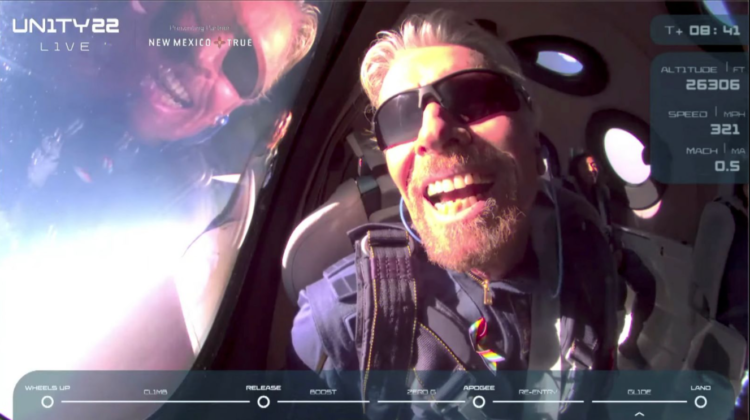 VIDEO Miliardarul Richard Branson s-a întors pe Terra după o scurtă aventură spaţială