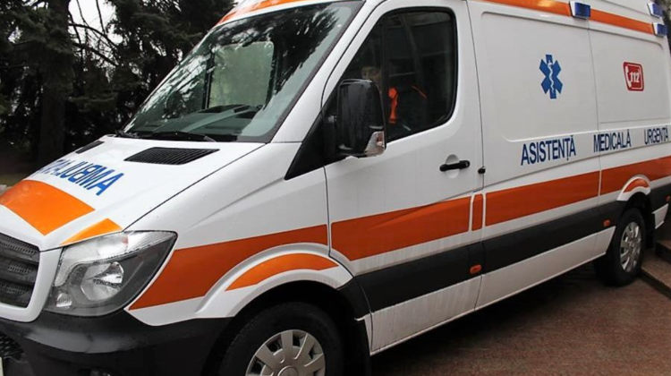 FOTO Opt ambulanţe noi au fost repartizate instituţilor medicale din ţară