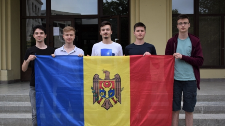 Au adus acasă BRONZUL! Patru moldoveni s-au remarcat la un concurs internațional