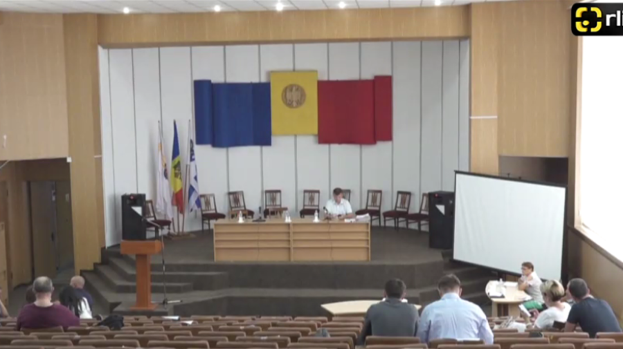 VIDEO Dispute la CMC! Silvia Grigore: Cine ești tu să-mi închizi gura! Cui i s-a adresat consilierul?