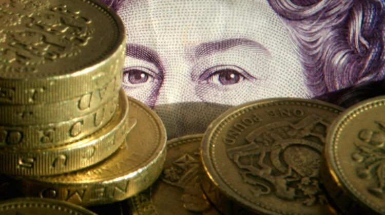 „Ziua libertății” prăbușește moneda britanică! Lira sterlină înregistrează cel mai scăzut nivel din aprilie