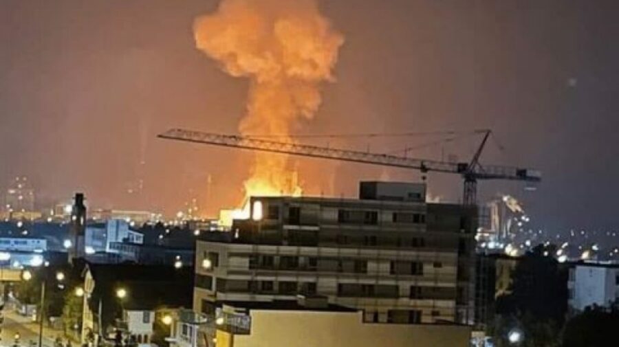 VIDEO Românii – în alertă! A avut loc o explozie la cel mai mare producător de îngrășăminte chimice din țară