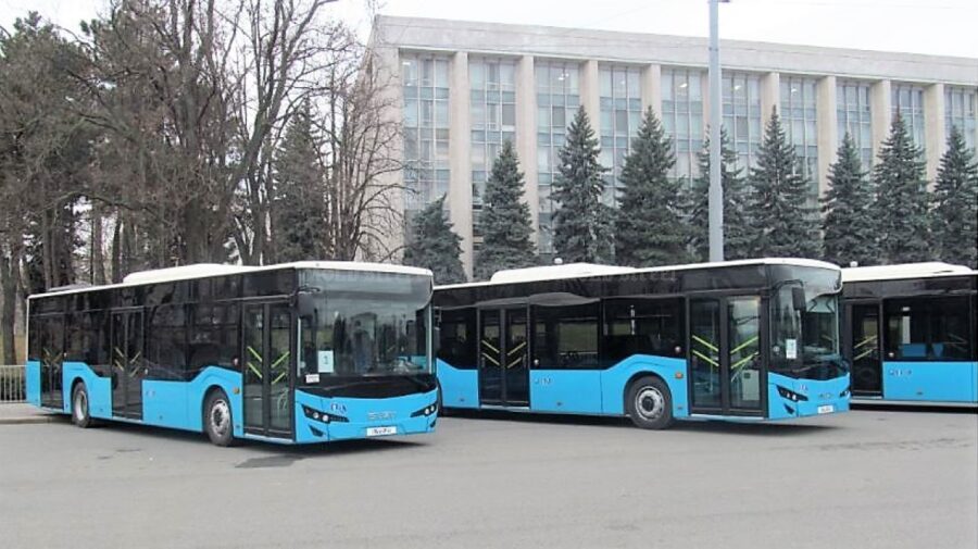 VIDEO Primele 5 autobuze noi – ajunse la Chișinău