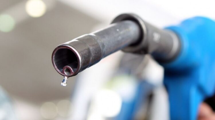 Prețul țițeiului scade cu 2 dolari, după ce grupul OPEC+ a fost de acord cu majorarea producției