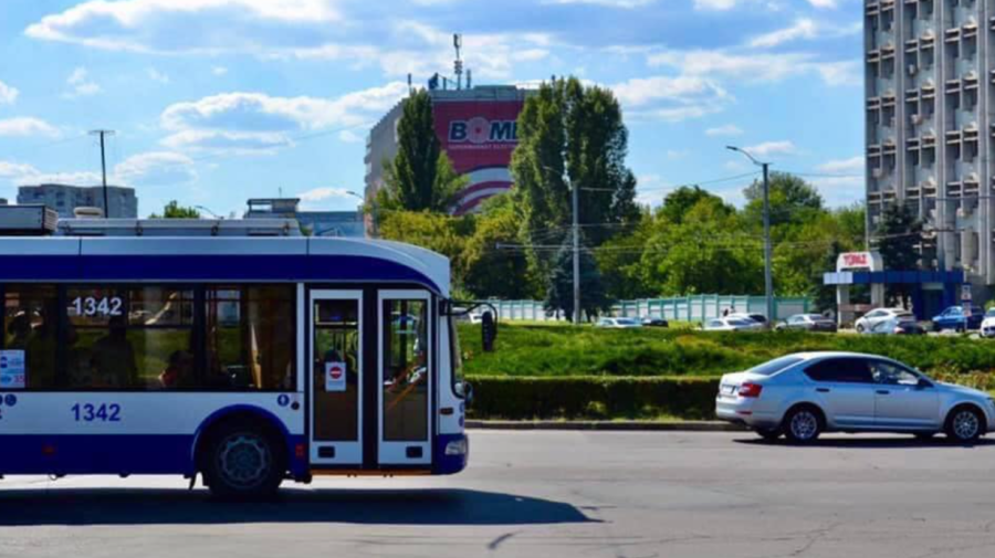 Se suspendă ruta suplimentară „D”. Ce troleibuze revin PARȚIAL la itinerarul inițial