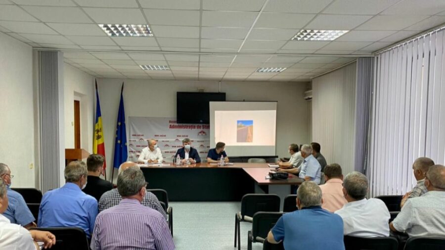 Responsabilii tehnici de întreținerea drumurilor și antreprenorii, instruiți de ASD. Ce subiecte au mai fost abordate